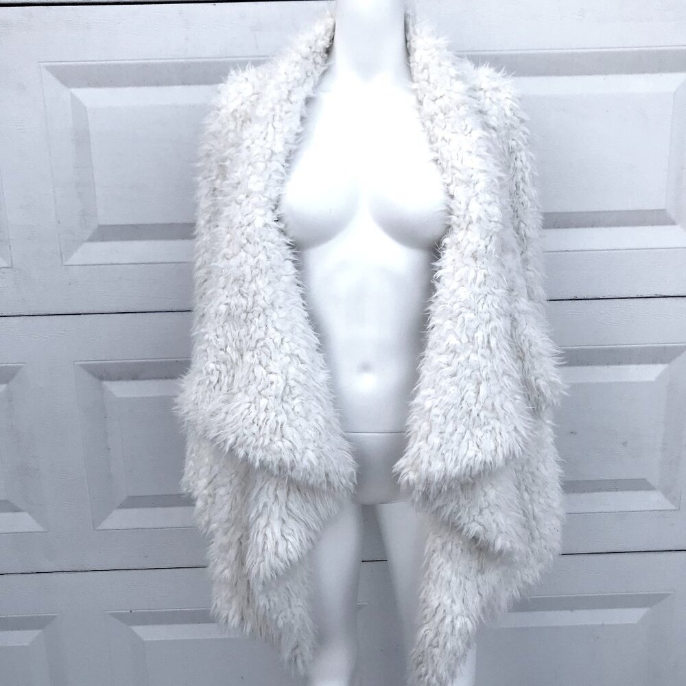 Forever 21 Vintage Faux Fur Jacket Size Small Ivory White Sweater Cardigan Y2k S